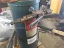 BLUE HYDRAULIC LIFT
