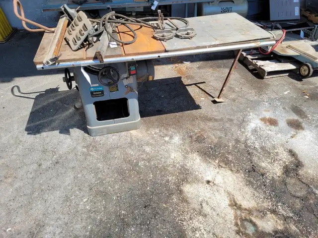 ROCKWELL TABLE SAW