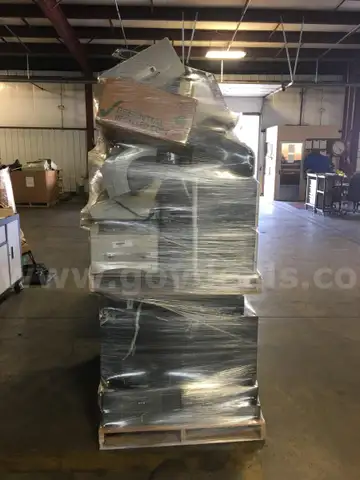 LOT OF COMPUTERS  AND OTHER ITEMS  ON 3 PALLETS