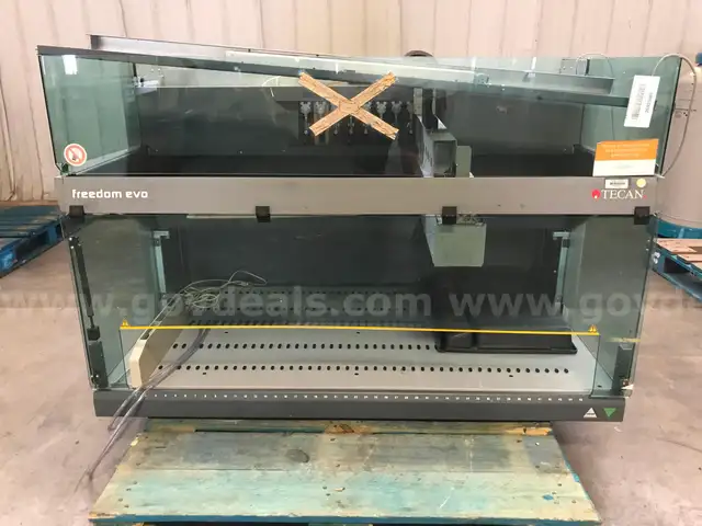 TECAN FREEDOM EVO ON ONE PALLET.