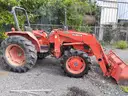 KUBOTA TRACTOR  M4700. DIESEL.