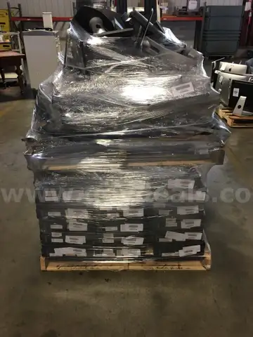 LOT OF COMPUTERS  AND OTHER ITEMS  ON 2 PALLETS