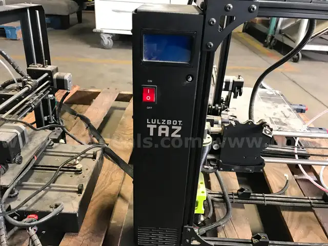 3D PRINTERS PIECES FOR PARTS ONLY