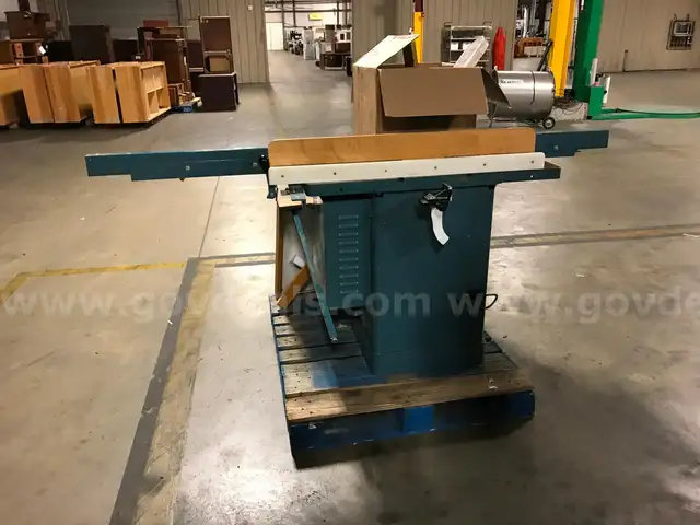 JET CIRCULAR SAW ON ONE PALLET.
