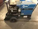 BOBCAT 225G WELDER