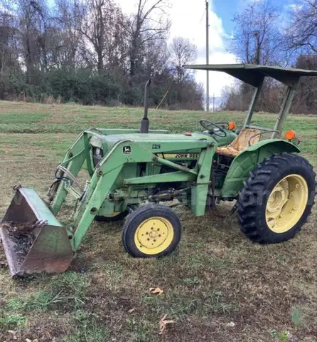 John Deere 950 Tractor