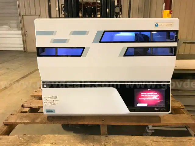 SYNTHETIC GENOMICS BIOXP 3200 DNA SYNTHESIZER ON ONE PALLET.