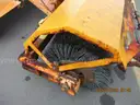 2002 ROSCO SWEEP PRO CONSTRUCTION SWEEPER - LOW HOURS - 622 HOURS