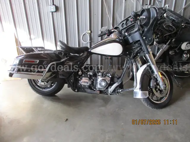 2015 Harley-Davidson FLHTP- ENGINE NEEDS REPAIRS & REASSEMBLY