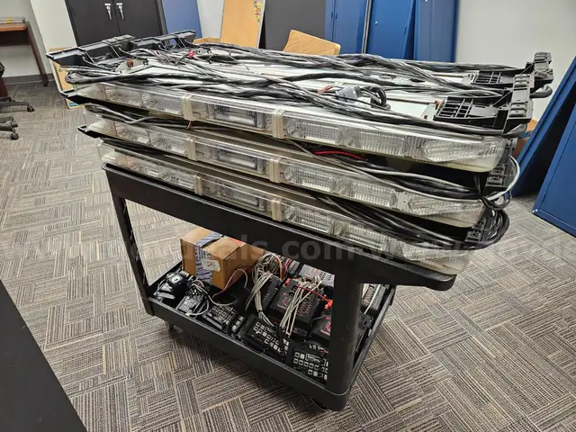 Lot of 6 Whelen Liberty II lightbars (models in description)