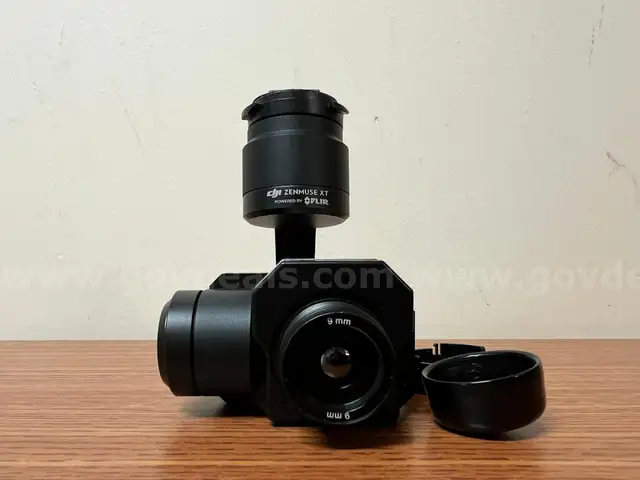 DJI ZENMUSE XT DRONE CAMERA serial # 0267422 with case