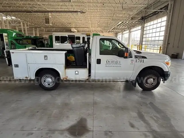 2011 Ford F-250 SD XL 2WD