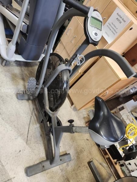 Lamar series 2 fitness elliptical sale