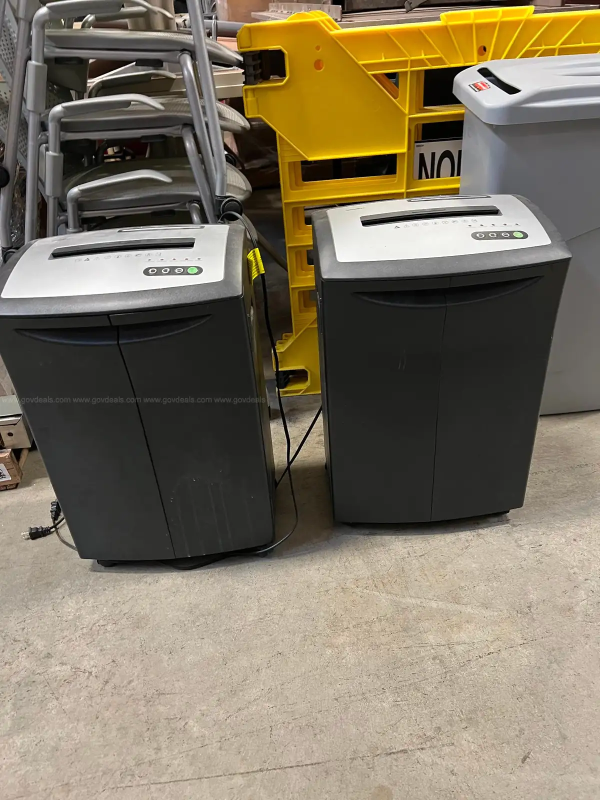 2 OfficeMax Shredders AllSurplus