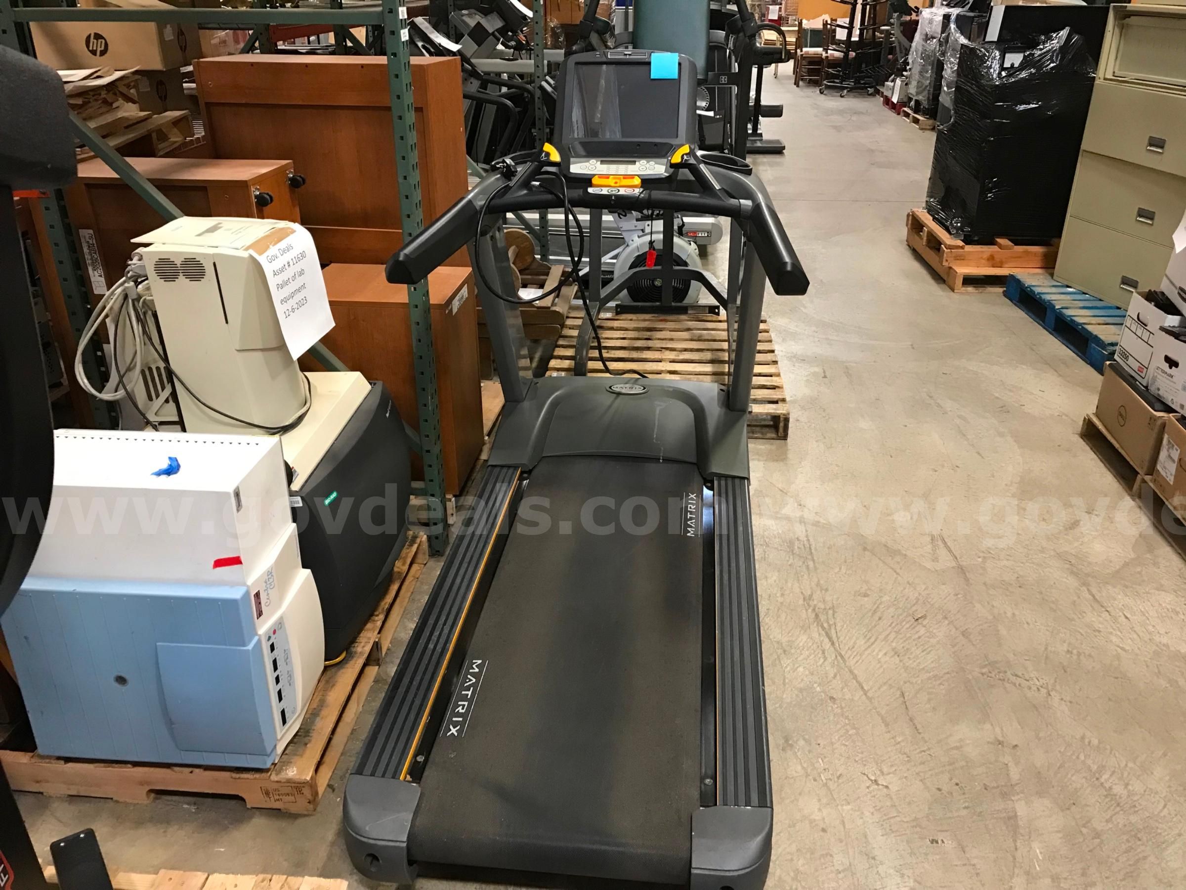 Matrix t7xe treadmill online for sale