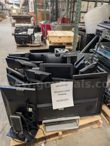 Lot of 29 Monitors