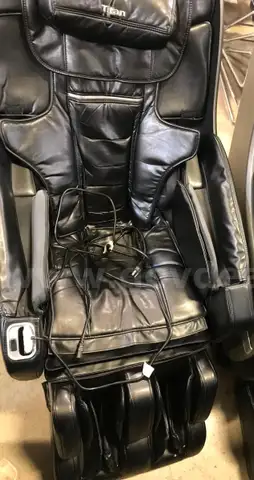 Titan Pro Alpine Black Recliner Massage Chair