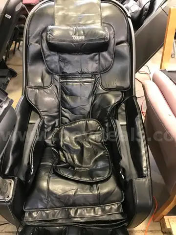 Titan Pro Alpine Black Recliner Massage Chair
