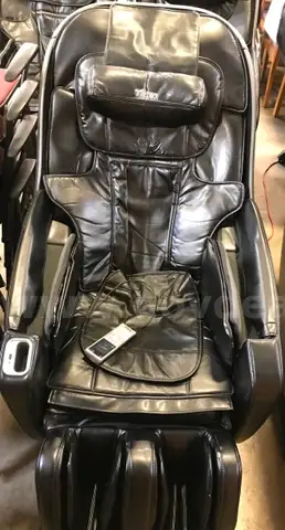 Titan Pro Alpine Black Recliner Massage Chair