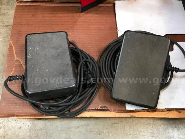 Set of 2 Lincoln Electric K870 Amptrol