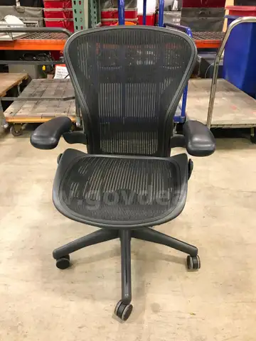 HermanMiller Aeron B