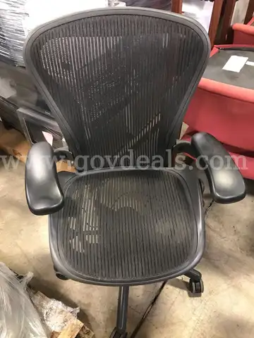 HermanMiller Aeron B