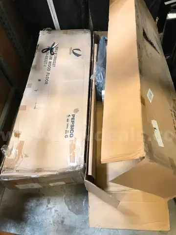 Set of 2 Display Stands