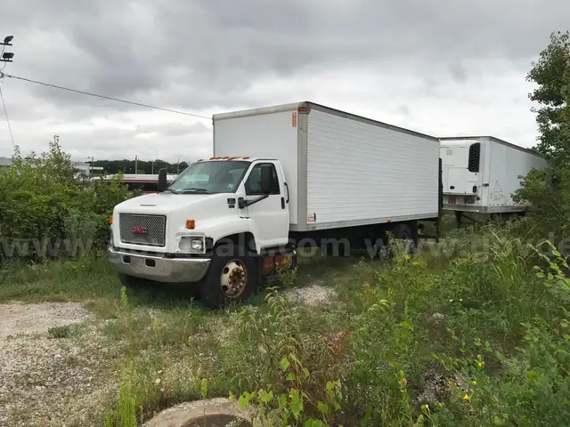 2006 GMC C6C042