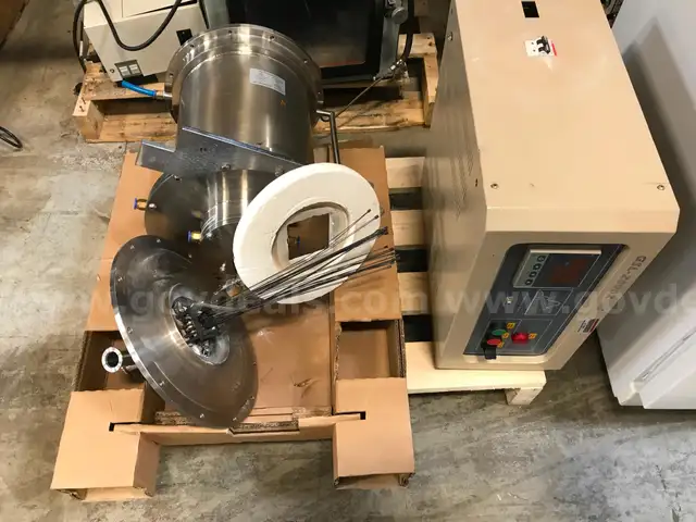 Compact Ultra-High Temperature Tube Furnace