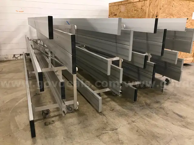 Set of 4 Aluminum Three-Tier Benches