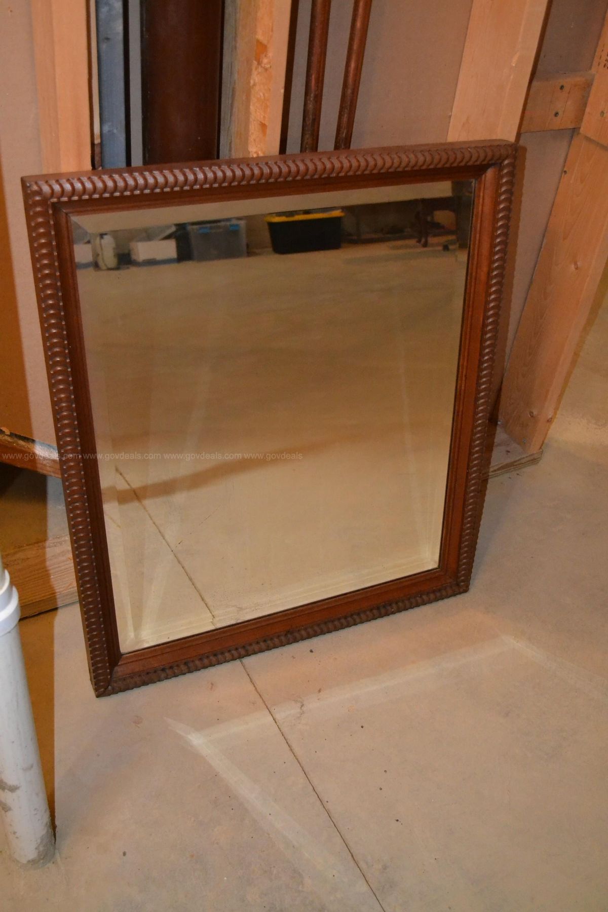 27-x-32-wood-framed-mirror-govdeals