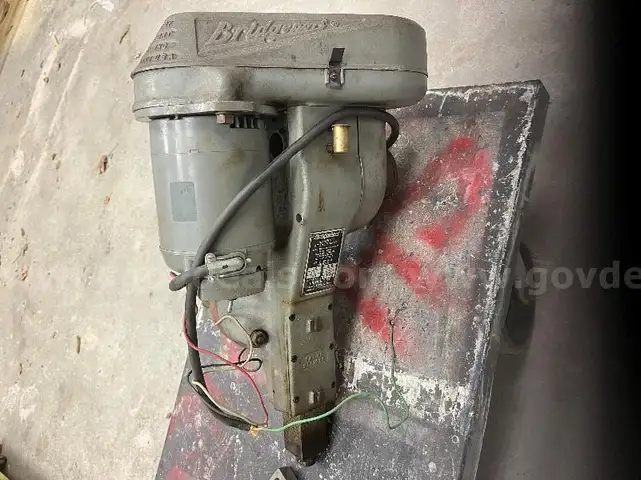 Bridgeport Mill Shaping Attachment