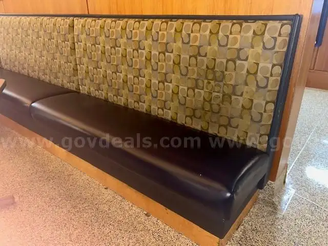 Middle Tennessee State University Food Court Furniture