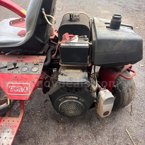 Toro 3050 Triplex Mower, Green Master 3050