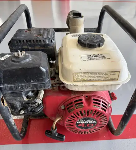 Honda 4.0 HP portable trash pump 105GPM