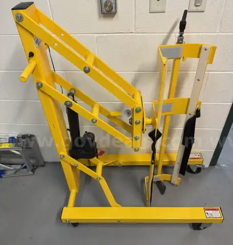 Oxygen Cylinder Lifter