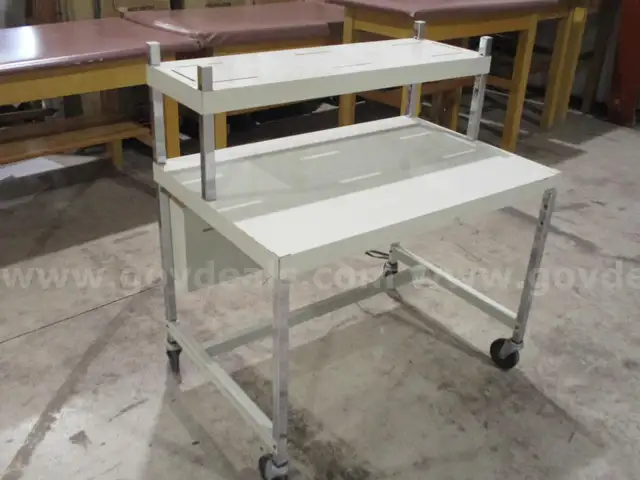 AV Cart
