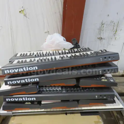 MIDI Controller Bundle:  Novation and M-Audio Oxygen - Lot of 15   #7