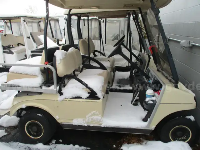 Club Golf Cart - 10