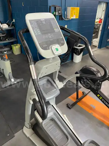 Precor 546i Elliptical