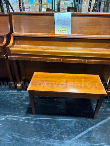 2 YAMAHA PIANO SOLD AS IS.