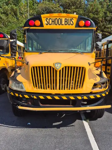 V25 4271 2013 International Bus, &#x22;SELL AS IS&#x22;