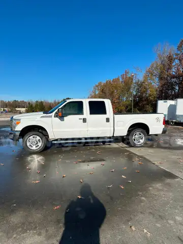 2016 Ford F-250 SD XLT Crew Cab 4WD