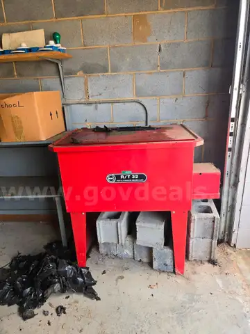 Parts washer