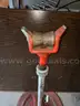 Pipe holder
