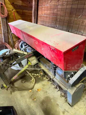 1999 Gandy Seeder/Aerator