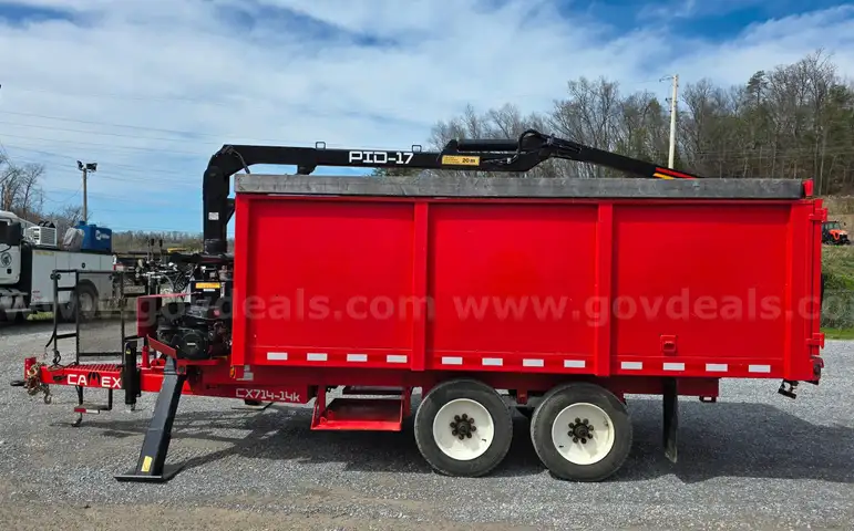 2022 CAMEX grapple trailer