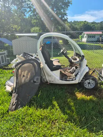 2014 POLARIS GEM ES ELECTRIC VEHICLE