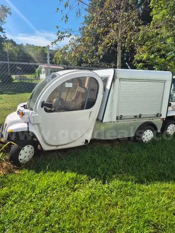 2013 POLARIS GEM ES ELECTRIC VEHICLE