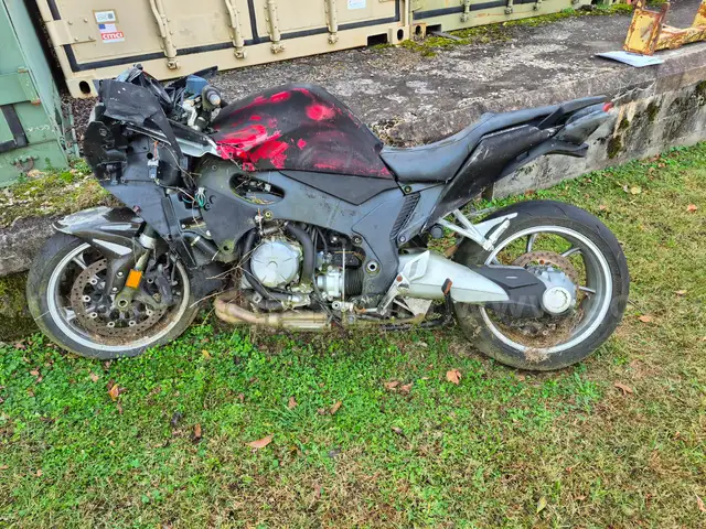 2010 Honda VFR1200F MOTORCYCLE